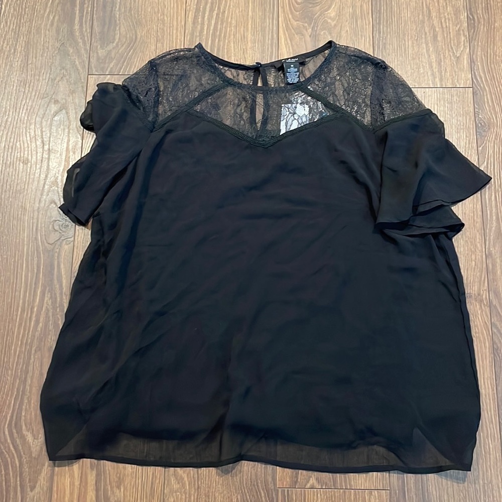 Lace shoulder top